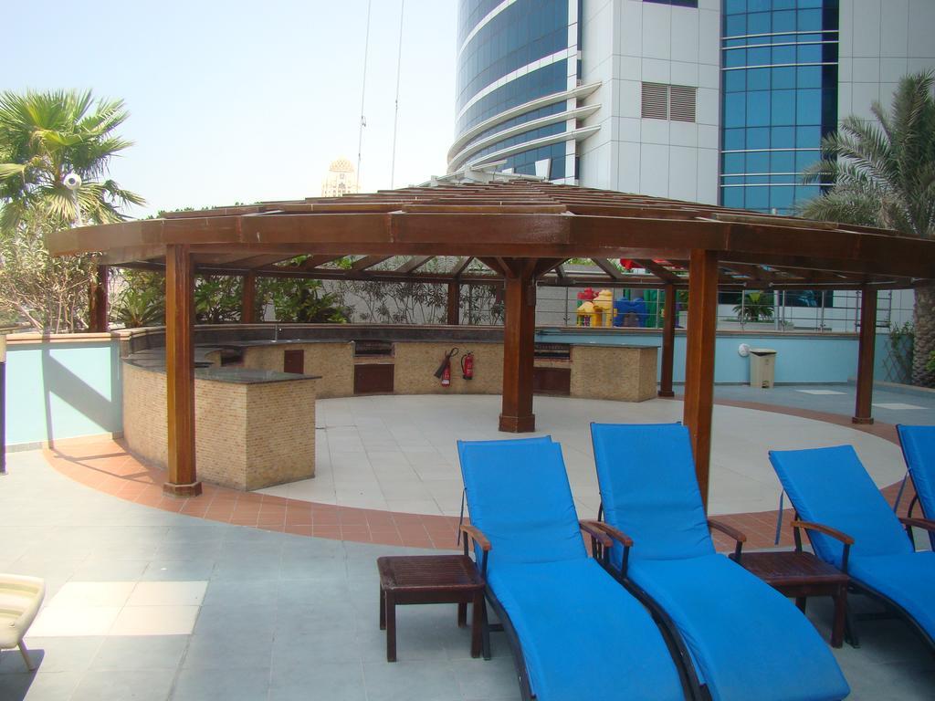 Espace Holiday Homes - Ocean Heights 14 Dubai Exterior photo